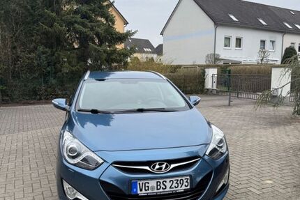 Hyundai i40 300.000 km 3.500 &euro; Torgelow 17358