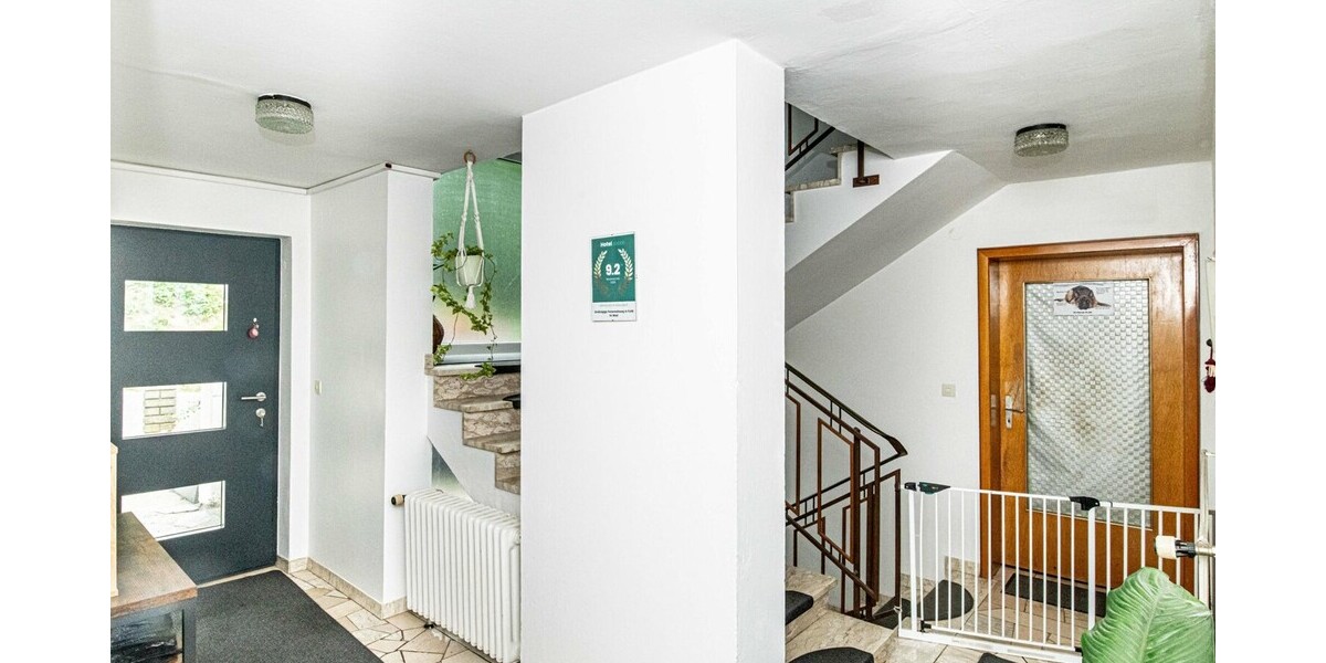 Vielseitiges Mehrfamilienhaus in Furth im Wald - Mehrfamilienhaus, Wohnhaus Furth im Wald | Angebot:27315678
