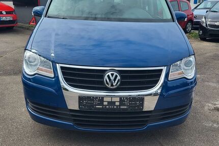 VW Touran 80.000 km 7.950 &euro; Kempten Allgäu 87439