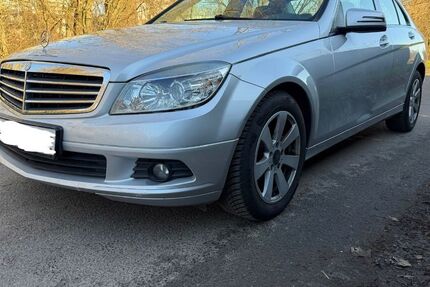 Mercedes-Benz C 180 127.000 km 5.700 &euro; Hochheim 65239