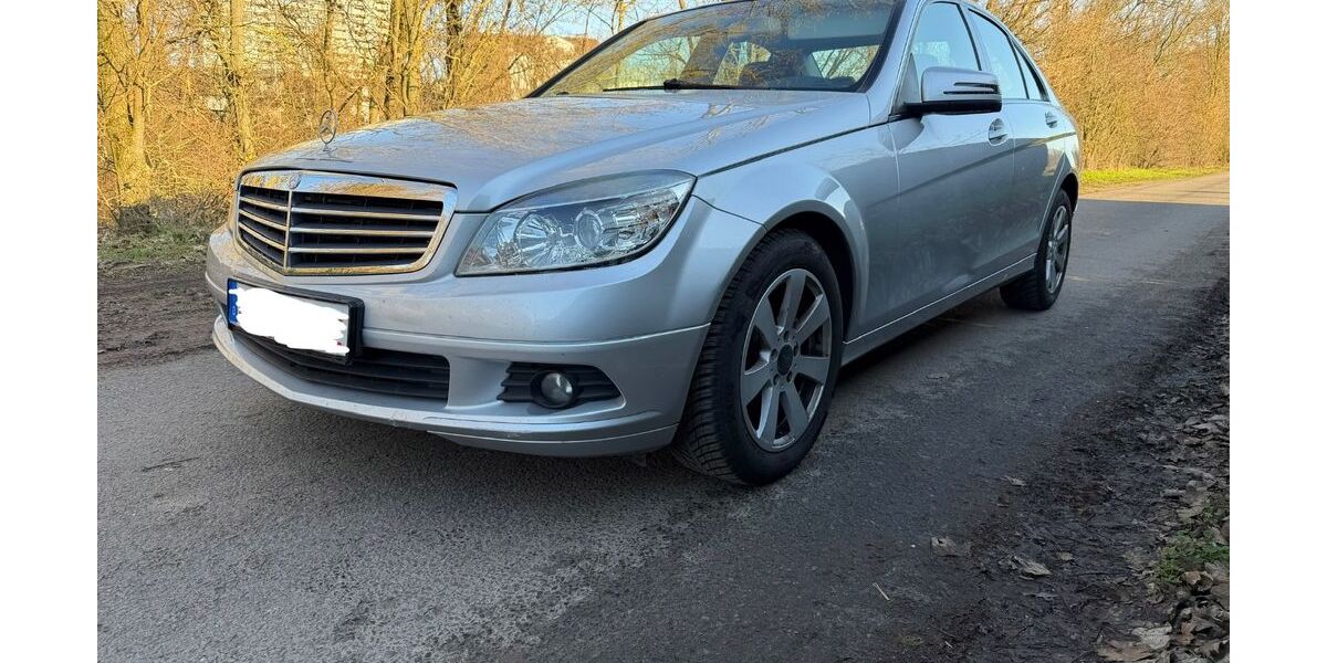 Mercedes-Benz C 180 127.000 km 5.700 &euro; Hochheim 65239