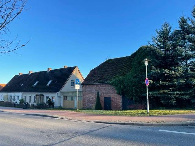 Einfamilienhaus Gadebusch - 6 Zimmer, 150 m&sup2;, 180.000&euro; | Angebot:25647790