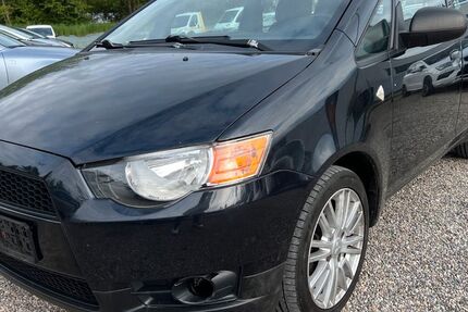 Mitsubishi Colt 170.000 km 2.700 &euro; Freiburg im Breisgau 79108