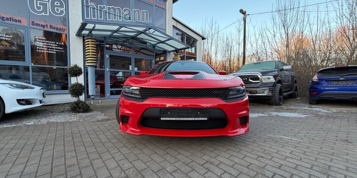 Dodge Charger 5.7 V8 HEMI R/T SRT 107.700 km 24.999 &euro; Rudolstadt 07407
