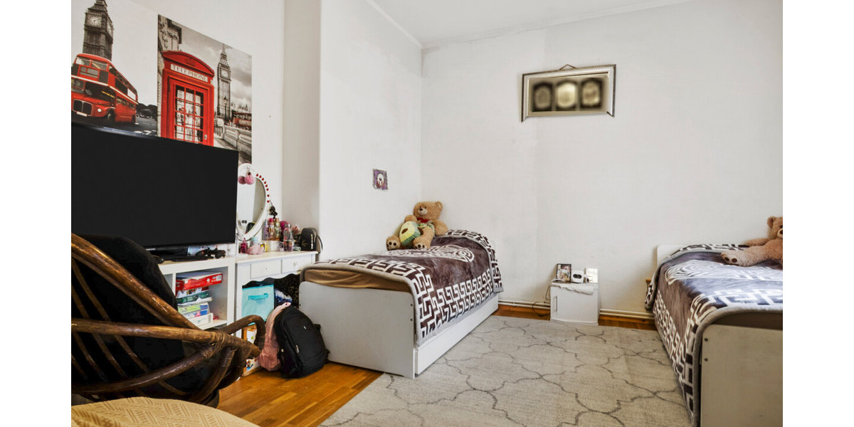 Delmenhorst-Stadtmitte Historische Stadtvilla mit zwei Wohneinheiten und Ausbaureserve - Zweifamilienhaus Delmenhorst | Angebot:25097305