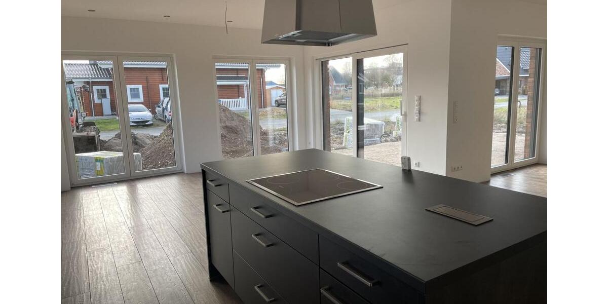Bungalow Brokdorf - 3 Zimmer, 135 m&sup2;, 1.060&euro; | Angebot:26587980