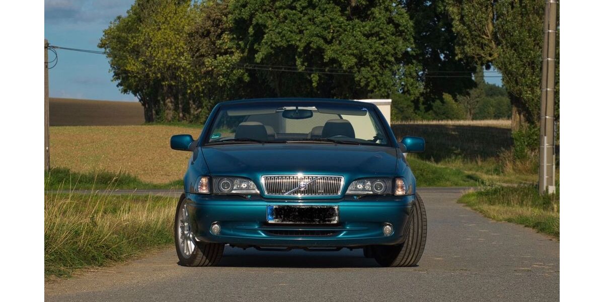 Volvo C70 84.230 km 14.900 &euro; Großröhrsdorf 01900