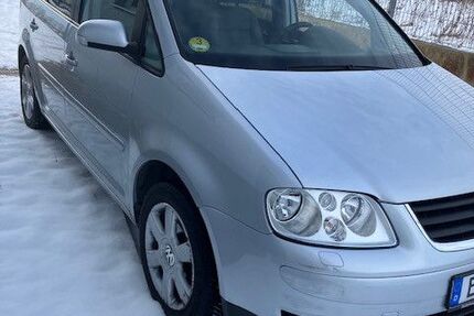VW Touran 197.000 km 4.500 &euro; Pollenfeld 85131