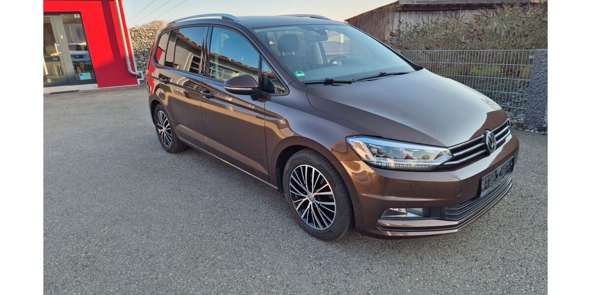 VW Touran 231.840 km 9.850 &euro; Rummeltshausen 87784