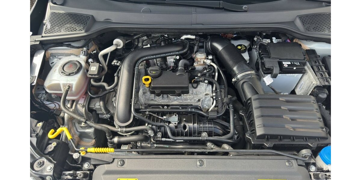 Seat Arona Style *Navi/SHZG/LED/Kamera/PDC/Parklenksyst 40.129 km 15.980 &euro; Bamberg 96052