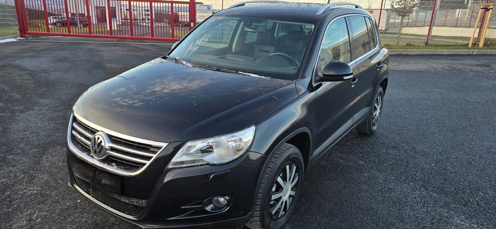 VW Tiguan 147.000 km 5.500 &euro; Niestetal 34266