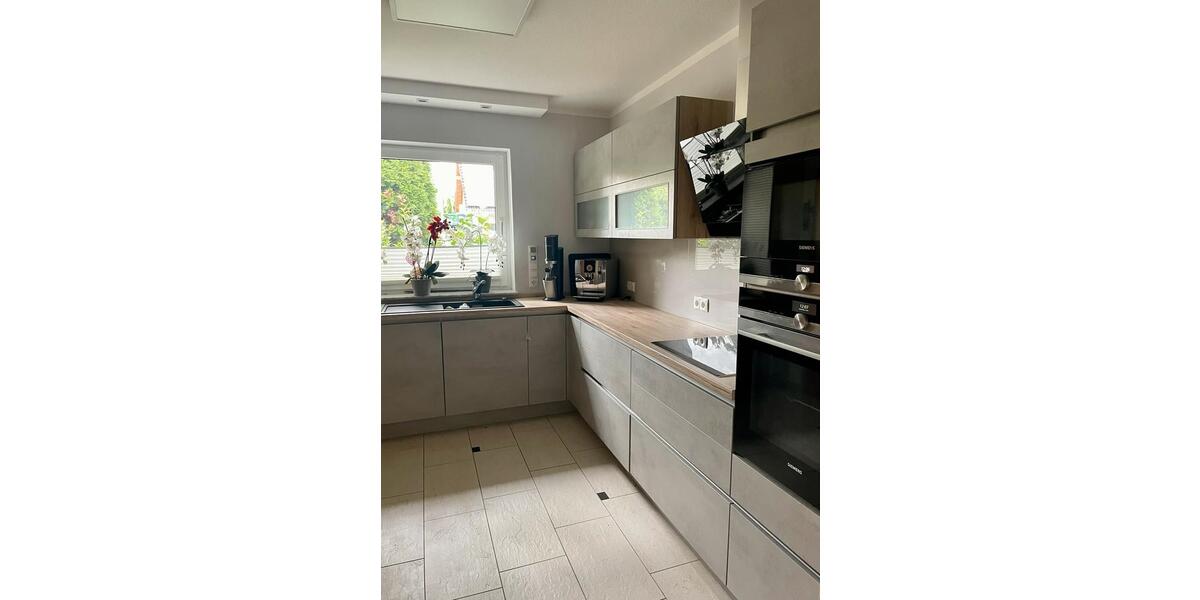 Erdgeschoßwohnung Vallendar - 4 Zimmer, 145 m&sup2;, 1.600&euro; | Angebot:25941905