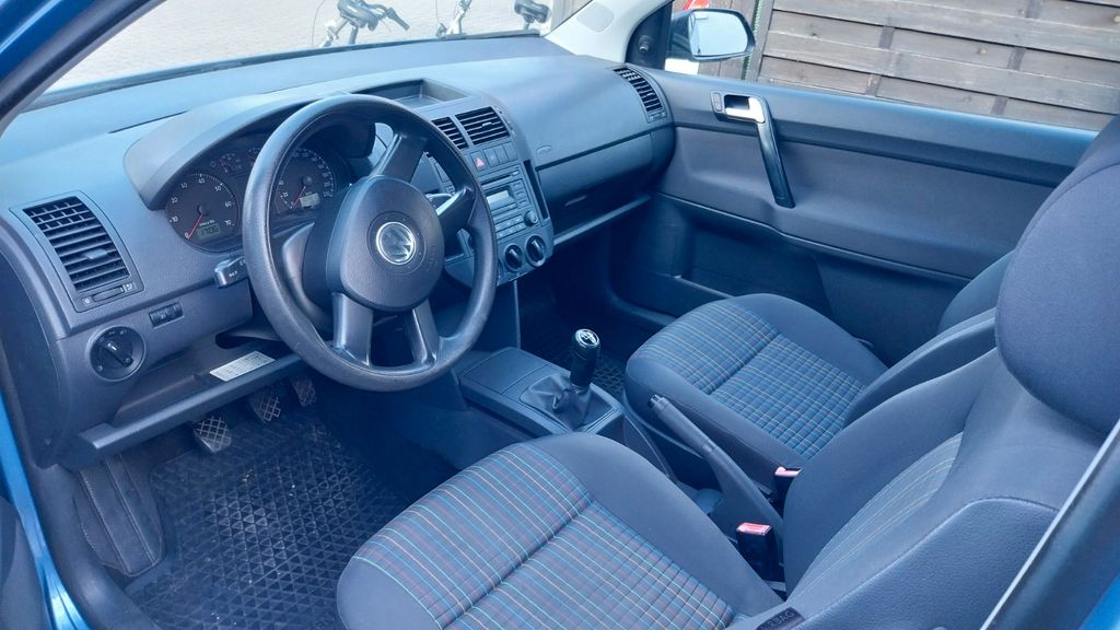 VW Polo 107.000 km 3.200 &euro; Neubrandenburg 17033