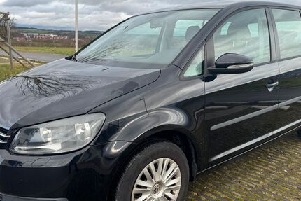 VW Touran 158.000 km 6.490 &euro; Öhringen 74613