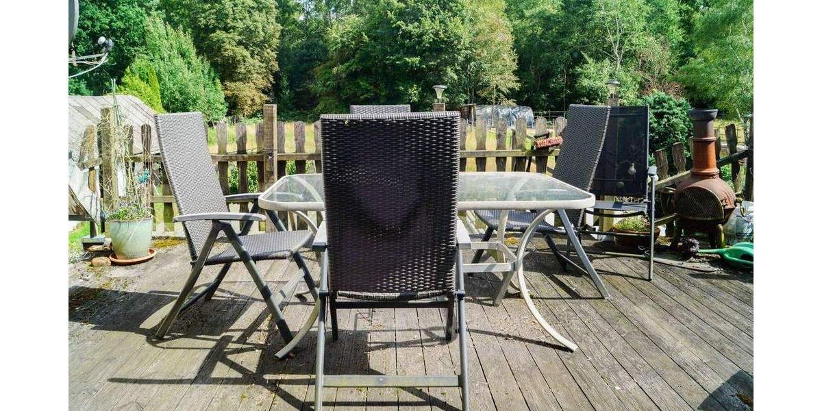 Gestaltbares Zuhause : EFH mit Garten, Garage und 4 Freistellplätzen mit Renovierungsbedarf 6 zimmer