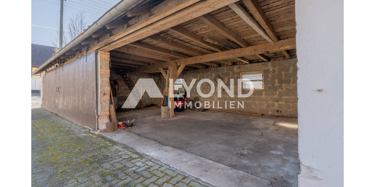 Bauernhaus, Landhaus Bad Arolsen / Schmillinghausen Schmillinghausen - 9 Zimmer, 220 m&sup2;, 159.000&euro; | Angebot:25773073