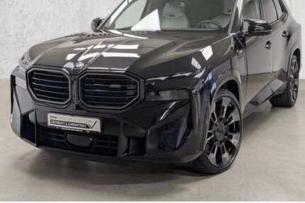 BMW XM 13.883 km 120.990 &euro; Düsseldorf 40595