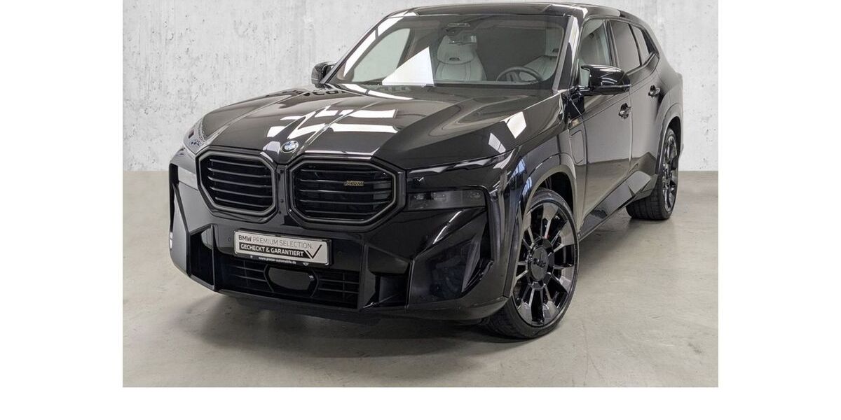 BMW XM 13.883 km 120.990 &euro; Düsseldorf 40595
