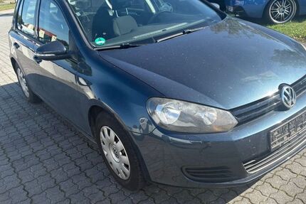 VW Golf 178.961 km 3.700 &euro; Elsterwerda 04910
