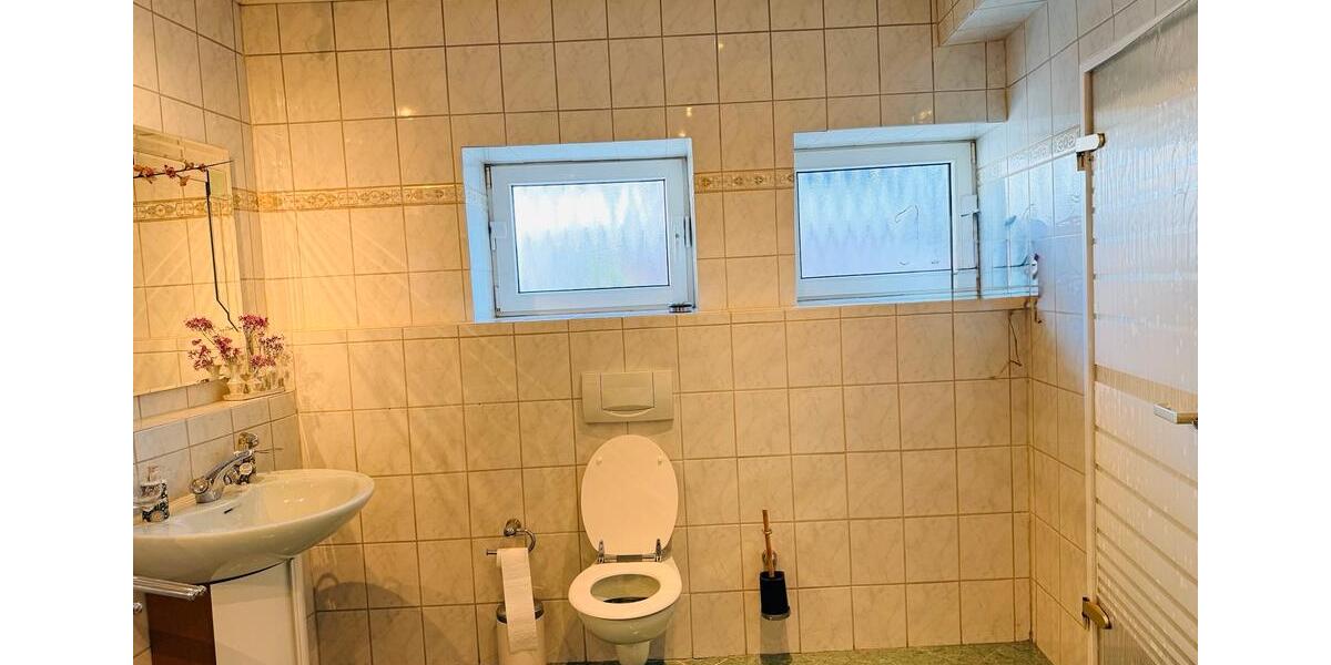 Doppelhaushälfte Aachen Eilendorf - 3.5 Zimmer, 156 m&sup2;, 450.000&euro; | Angebot:26051000