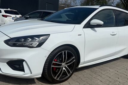 Ford Focus 199.000 km 10.900 &euro; Berlin 13581