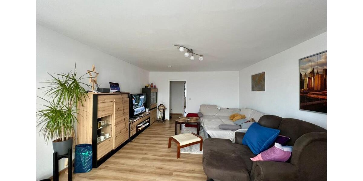 Gehobene 3-Zimmer-Wohnung mit Einbauküche und Balkon in Rethen 3 zimmer