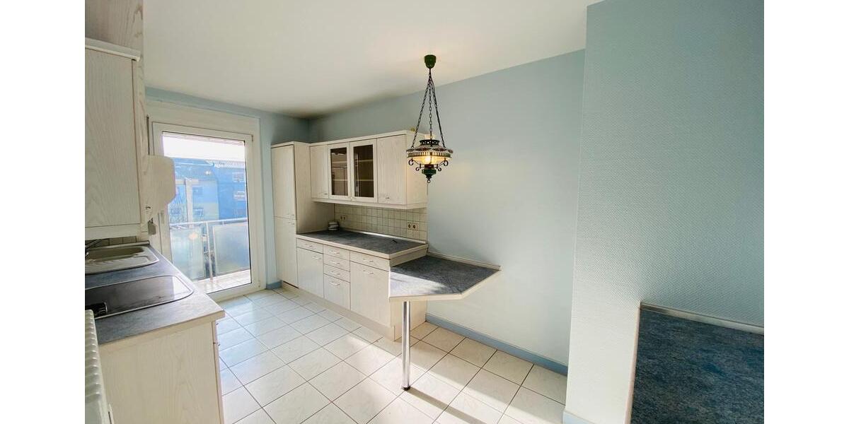 Etagenwohnung Pforzheim - 3 Zimmer, 84 m&sup2;, 800&euro; | Angebot:26678675