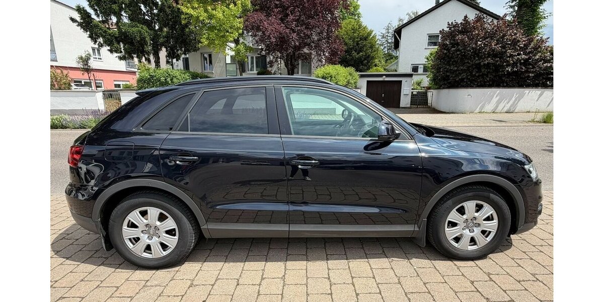 Audi Q3 2.0 TDI Xenon Navi Tempomat 132.000 km 12.490 &euro; Neckarsulm 74172