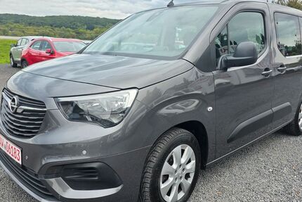 Opel Combo Life 63.000 km 14.490 € Oberwinter 53424