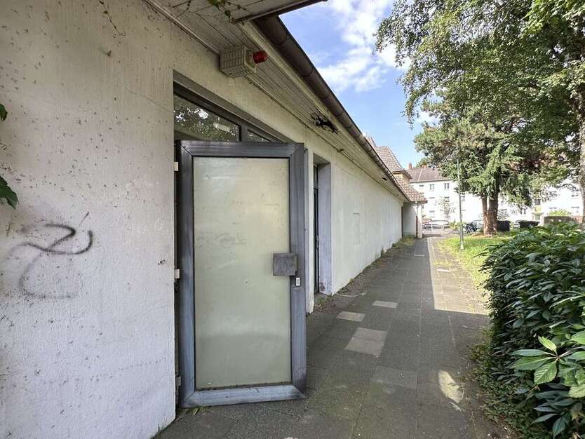 Halle in Duisburg 230.000 € 221 m² zimmer