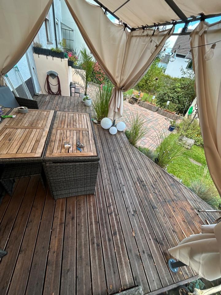 Kleines schnuckeliges Haus mit Terrasse
