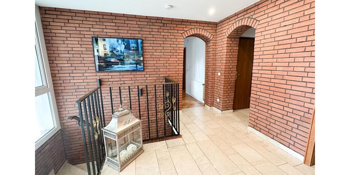 Erdgeschoßwohnung Gladbeck Alt-Rentfort - 5 Zimmer, 150 m&sup2;, 1.300&euro; | Angebot:25320588