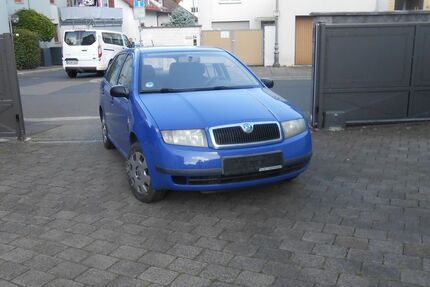 Skoda Fabia 199.989 km 989 &euro; Wöllstadt 61206