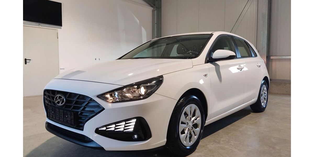 Hyundai i30 6.520 km 16.490 &euro; Wörth an der Donau 93086