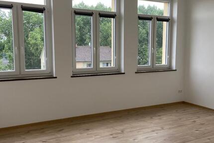 Wohnung Pronsfeld - 3 Zimmer, 89 m&sup2;, 730&euro; | Angebot:24744185