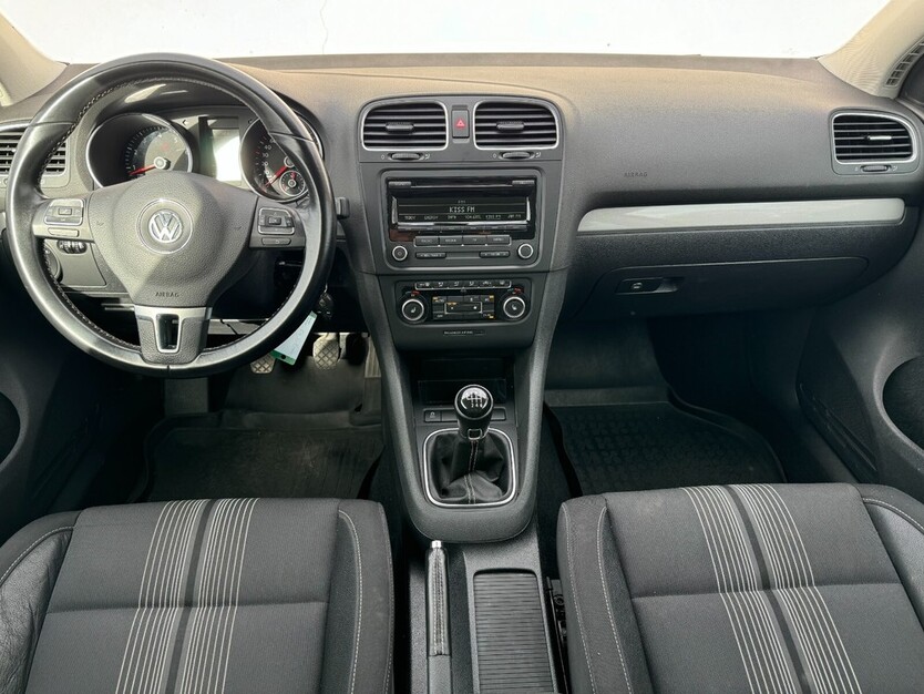 VW Golf 145.450 km 3.700 € Berlin 10178