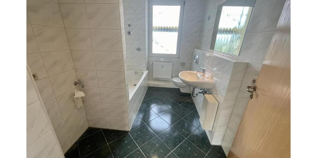 Wohn- und Geschäftshaus in zentraler Lage von Gera. provisionsfrei* - Mehrfamilienhaus, Wohnhaus Gera Alt-Bieblach | Angebot:26347834