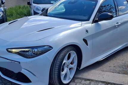 Alfa Romeo Giulia 18.500 km 65.900 &euro; Pößneck 07381