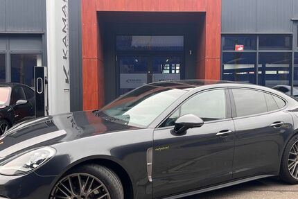 Porsche Panamera 28.900 km 92.700 &euro; Sindelfingen 71065