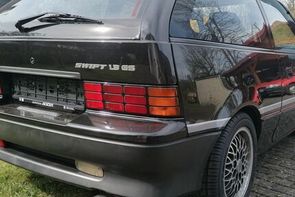 Suzuki Swift 153.000 km 5.000 &euro; Siegen 57078