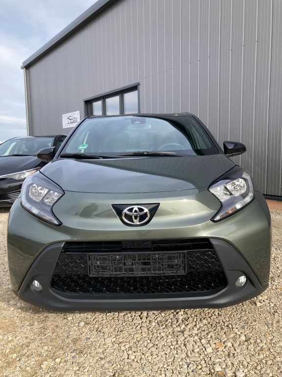 Aygo (X)