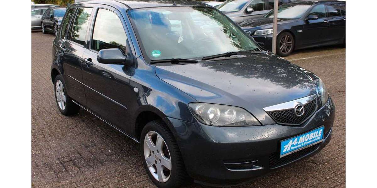 Mazda 2 156.800 km 2.499 &euro; Oldenburg 26129