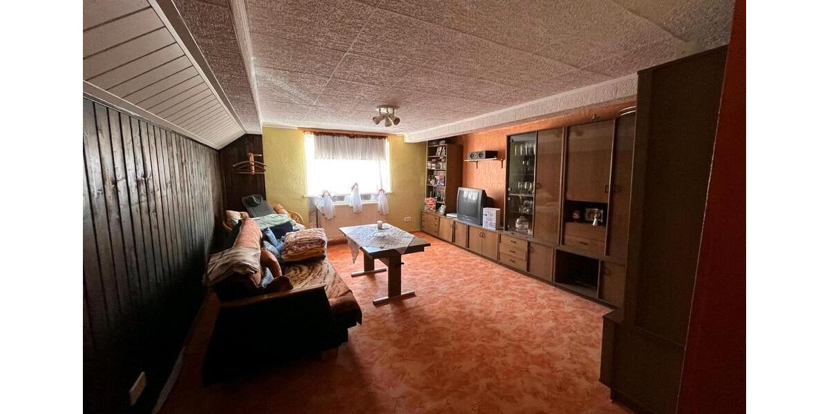 Einfamilienhaus Zörbig - 4 Zimmer, 120 m&sup2;, 150.000&euro; | Angebot:25840180