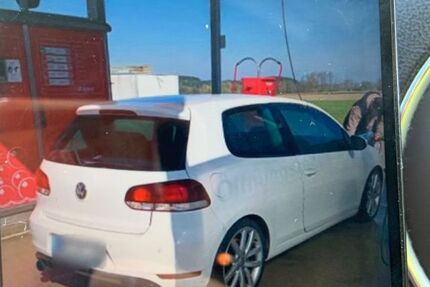 VW Golf 198.000 km 1.899 &euro; München 81549