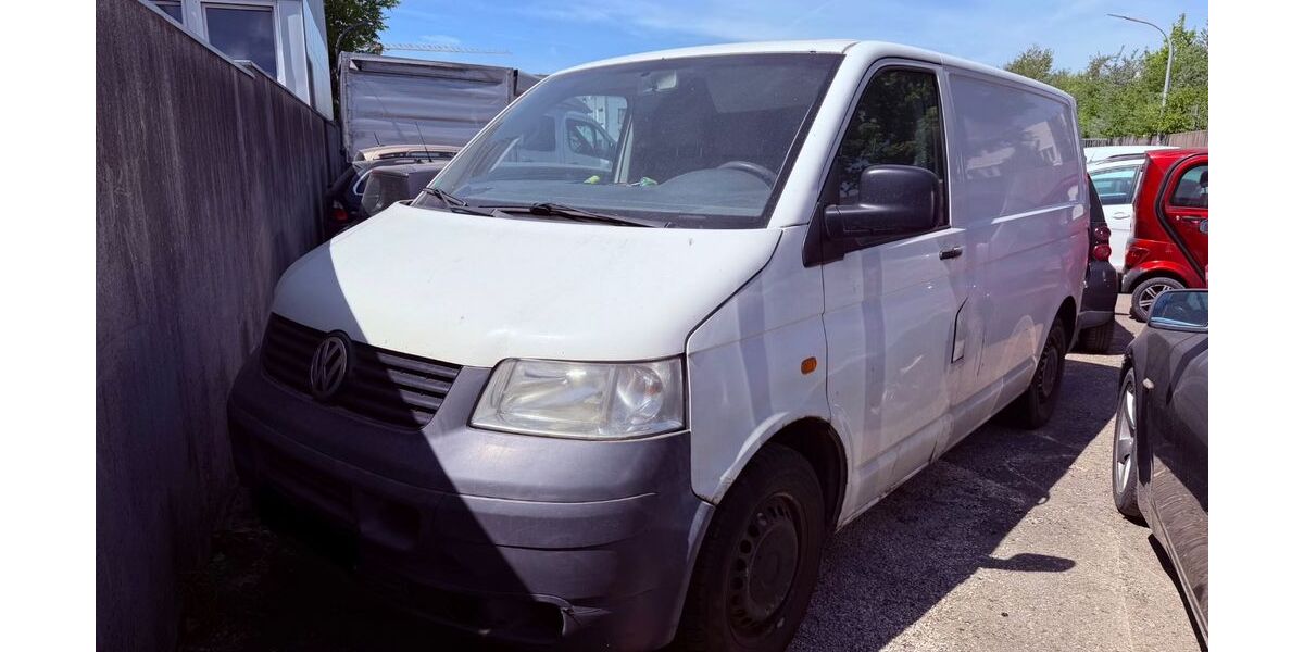 VW T5 Transporter 270.000 km 1.490 &euro; Markt Schwaben 85570