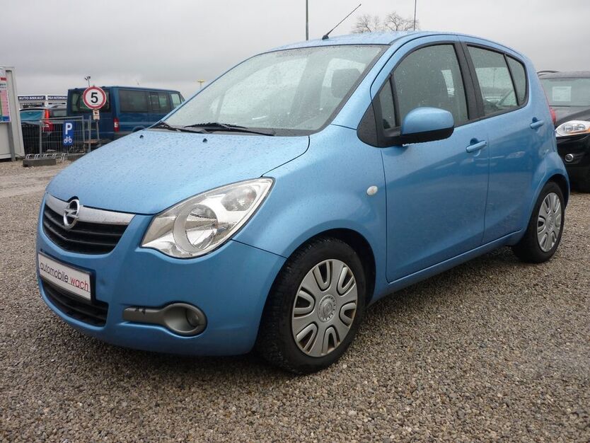 Opel Agila 195.000 km 2.250 € München 81829