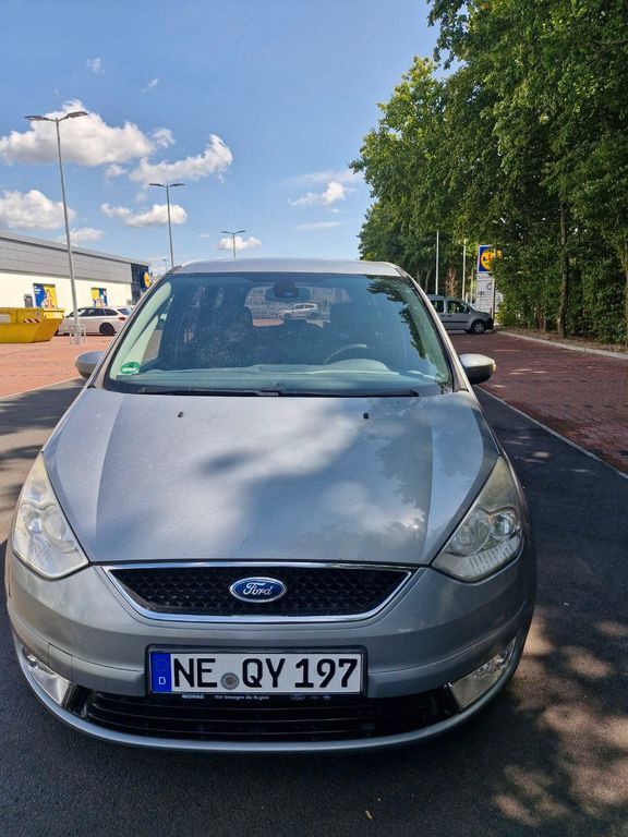 Ford Galaxy 221.000 km 7.500 € Dormagen 41539