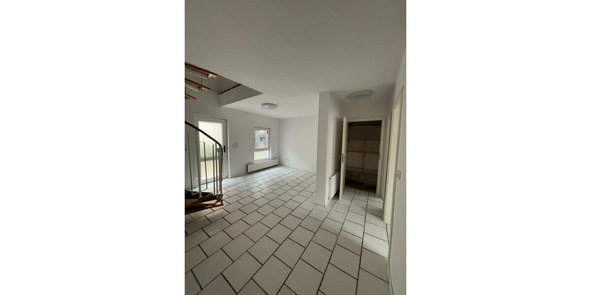 Maisonettenwohnung Kaiserslautern - 3 Zimmer, 51 m&sup2;, 600&euro; | Angebot:26631204