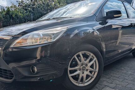 Ford Focus 164.000 km 2.750 € Rothenburg 91541
