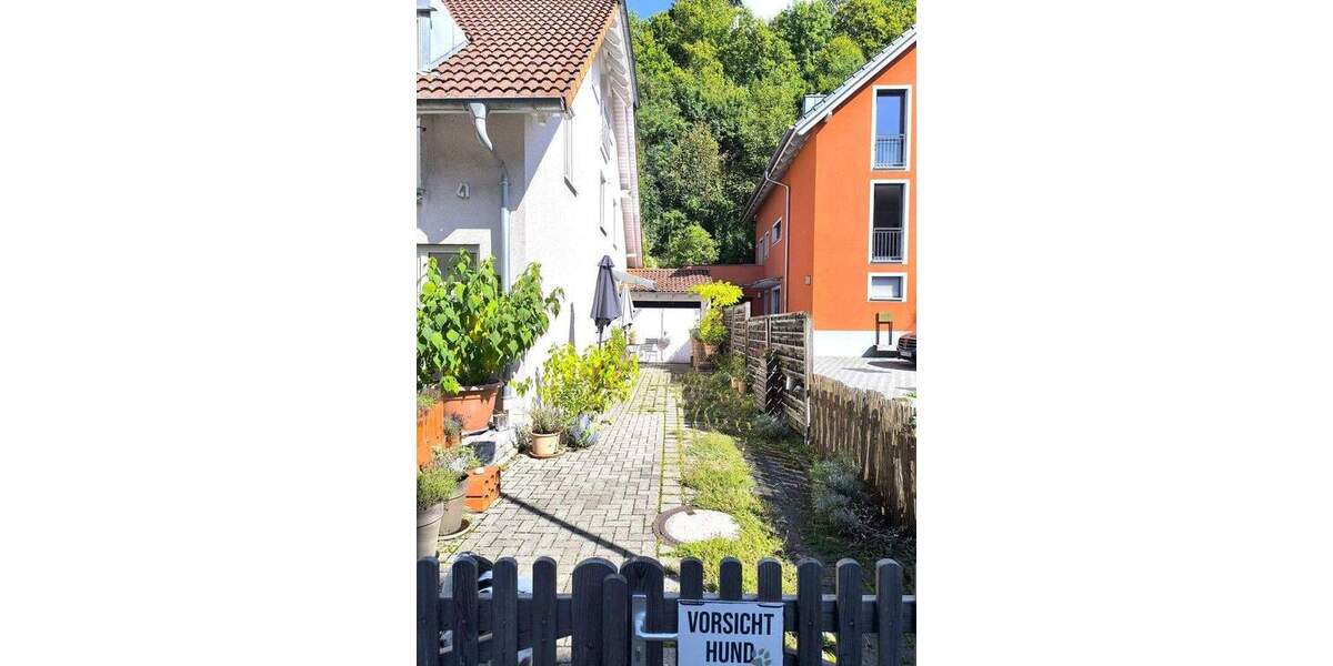 Doppelhaushälfte Staufen im Breisgau Staufen - 5 Zimmer, 153 m&sup2;, 690.000&euro; | Angebot:25398059